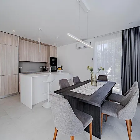 Awesome In Blato With Sauna *