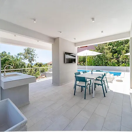 Awesome In Blato With Sauna Casa de Férias *